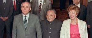 Chinese President Deng Xiaoping (C) ushe