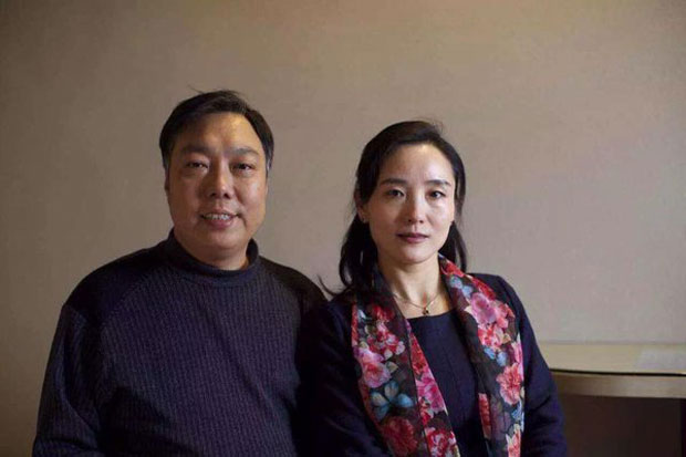 Yu Shiwen with his wife Chen Wei