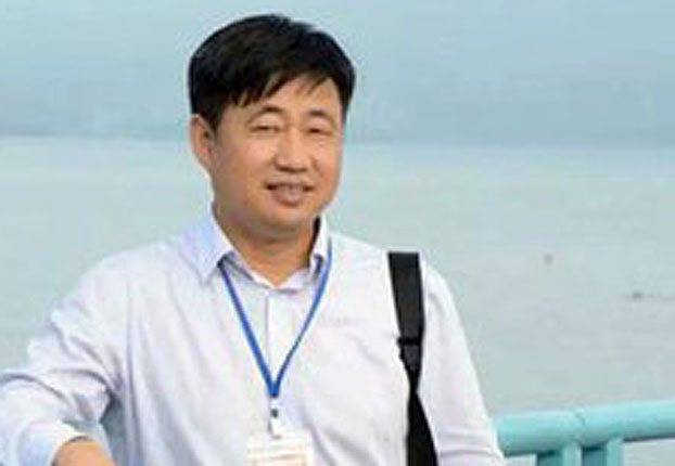 Detained rights lawyer Xie Yang