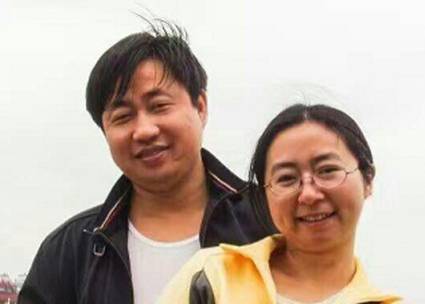 Xie Yang and wife