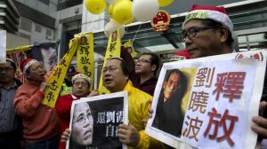 141225110917_cn_liu_xiaobo_hongkong_protest_02_976x549_reuters