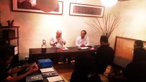 “看见流亡作家”专场系列:“看见京不特”专场,京不特与主持人林志明