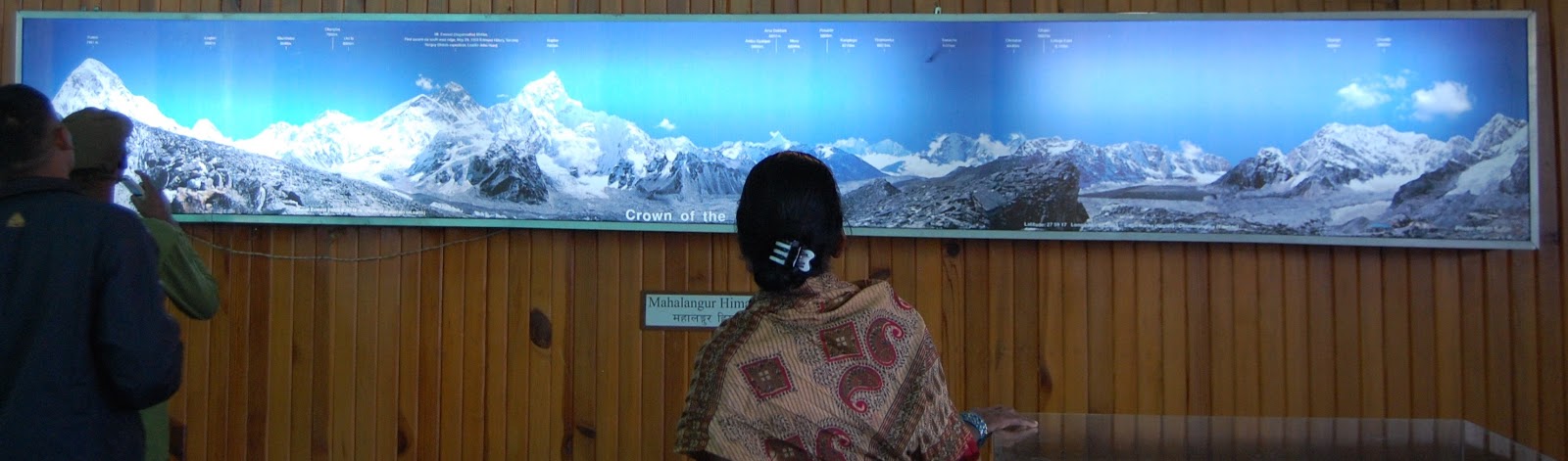 完整绵长的喜马拉雅山系，比如，珠穆朗玛海拔8，848米