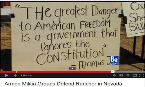 公路边架设的标语看板：“美国人民自由的最大威胁是践踏宪法的政府”—汤玛斯杰弗逊总统。