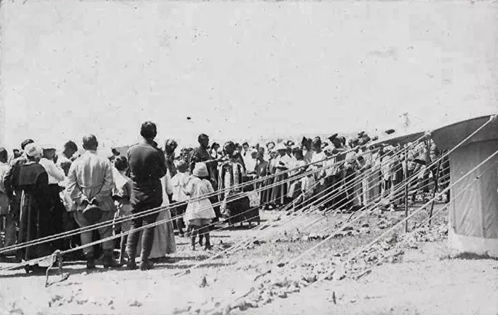 日飞 逃离十月革命 独立中文笔会