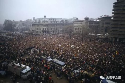 民主的果实结在罗马尼亚