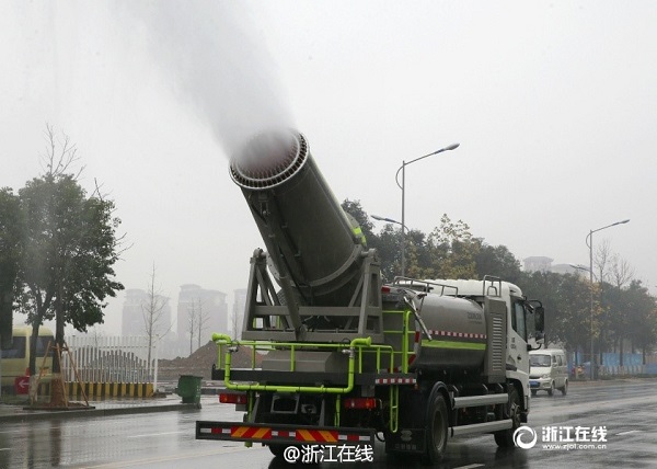 除霾神器雾炮车