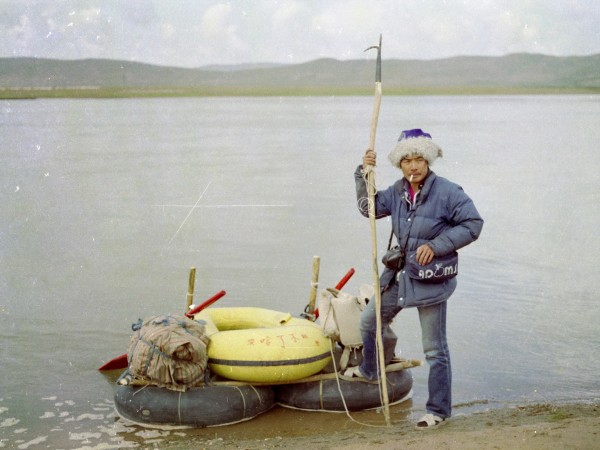 王力雄-1984年黄河漂流时在藏区玛多