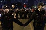 胡平：解除“清零”的前前后后——写在解除“清零”一周年