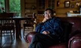 野花分外香—流亡诗人蔡楚诗选《别梦成灰》拾英